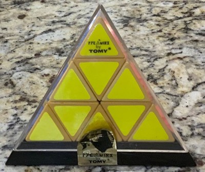 TOMY Pyraminx Pyramid Twist Rubix Puzzle 3x3x3 Multicolor w/ Clear Case No. 7009