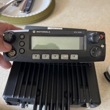 Motorola XTL 2500 UHF 40W Analog Mobile/In-Vehicle Radio M21URM9PW1AN