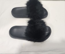 slippers women Size 9