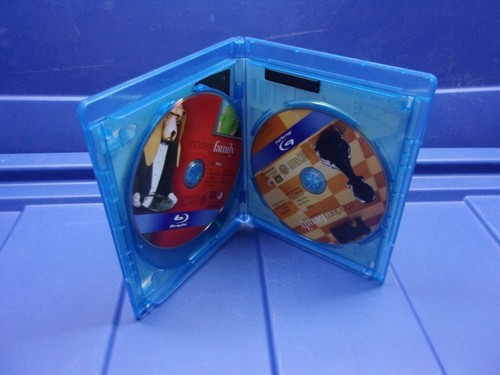 Modern Family : The Complete First Season ( One 1 ) Blu-Ray Set - Picture 3 of 4