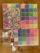 QUEFE 3700pcs Clay Beads for Bracelet Making Kit 52 Colors Flat Round Polymer