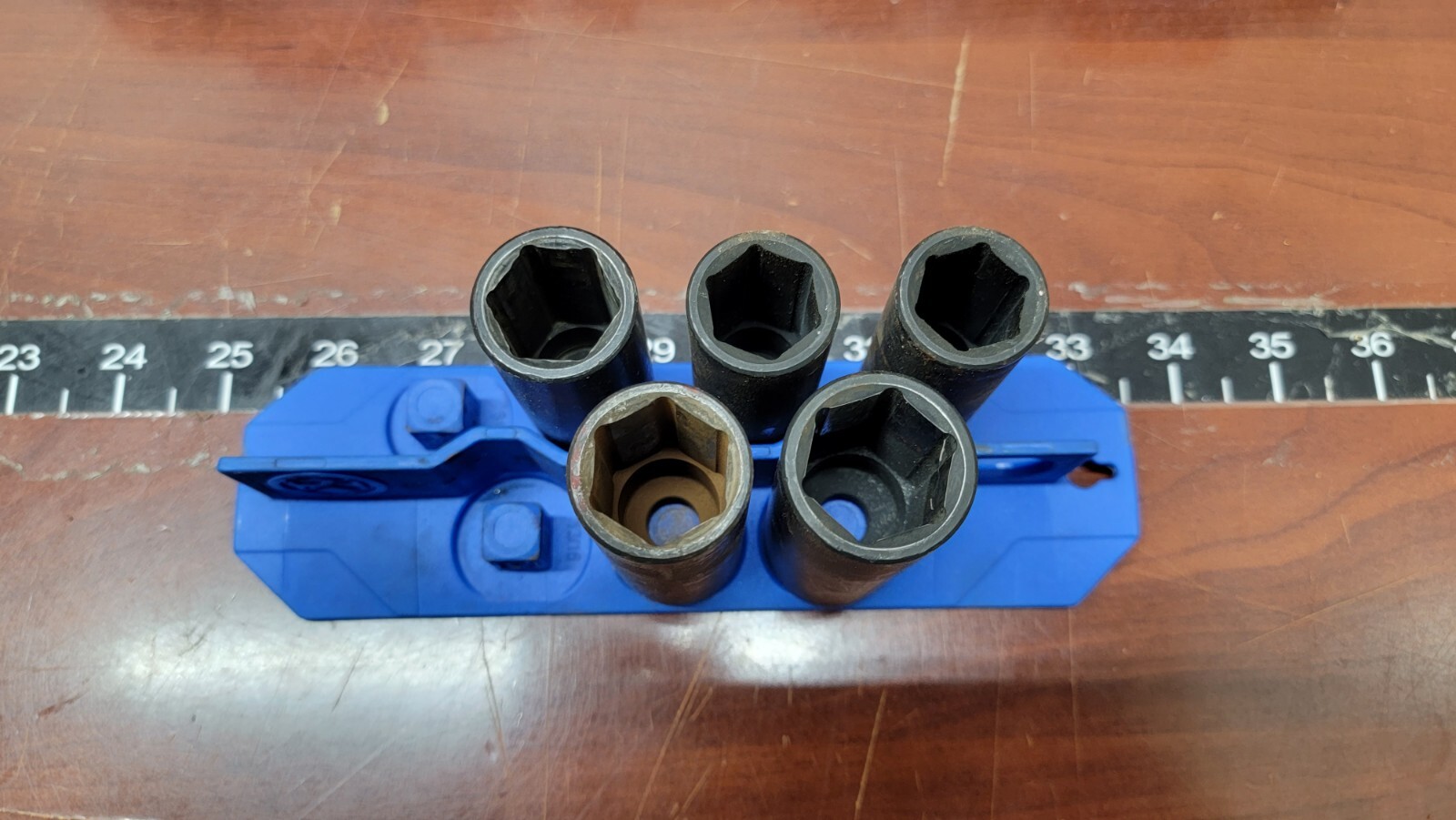 Kobalt 6904 120Volt 1/2" Corded Reversible Impact Wrench in Hard Carry