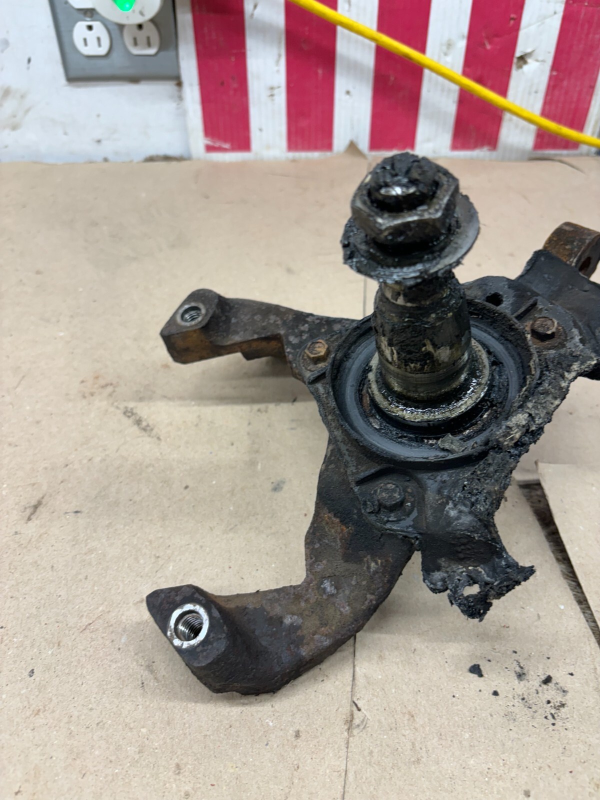 1979 80 81 82 83 84 85 86 FORD MUSTANG CAPRI FRONT DISC BRAKE SPINDLES SPINDLE S