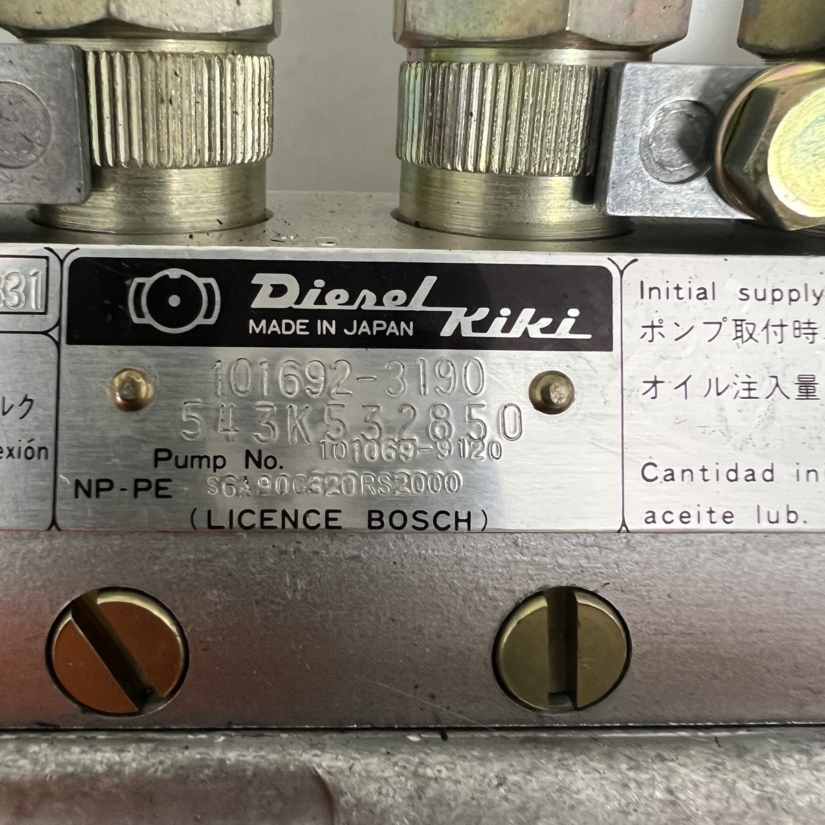 diesel木箱 OEM Cummins 4900804 Zexel Doowon 104940-4260 Diesel Fuel Injection