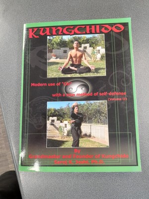 Kungchido: MODERN USE OF CHI WITH NEW METHOD OF SELF-DEFENSE Vol II
