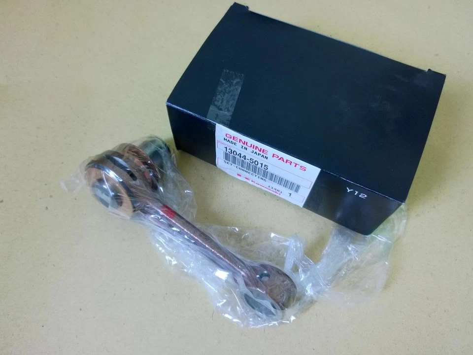 NOS OEM Kawasaki MC1 KV100 KE KM KH KD 80 100 G3 G4TR G5 G7 Connecting Rod Set - Image 3 of 4