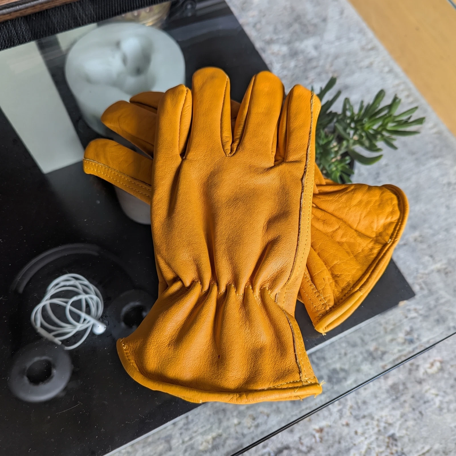 Mens Classic Yellow Genuine Leather Motorcycle Driving Work Roper Gloves Biker
Opens in a new window