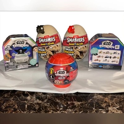  5 New ( mystery surprise)  Doorables Star Wars & Zuru smasher Dino island. New