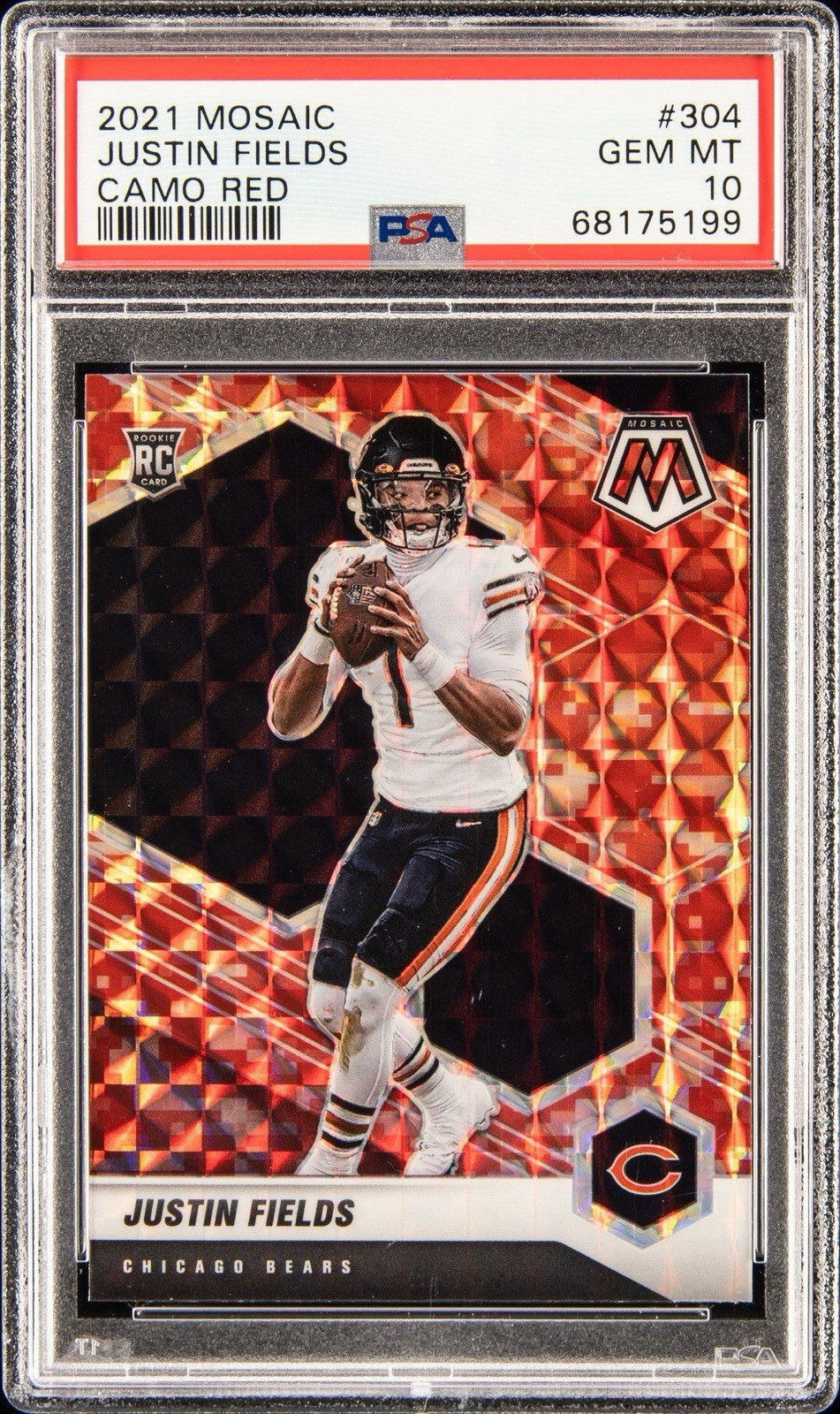 2021 Mosaic Justin Fields Camo Red #304 PSA GEM MT 10
