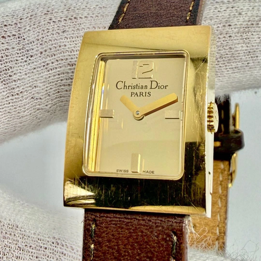 Operation Dior Maris Watch Square Ladies Gold