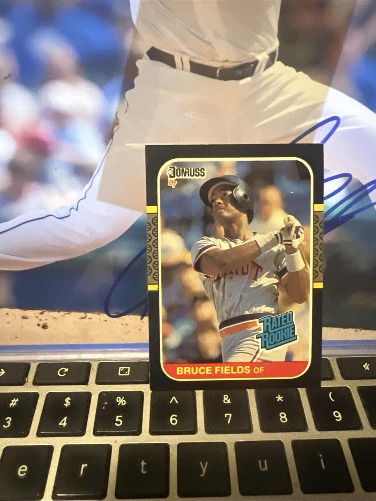 FREE SHIPPING-MINT-1987 Donruss Bruce Fields #47 TIGERS RATED ROOKIE