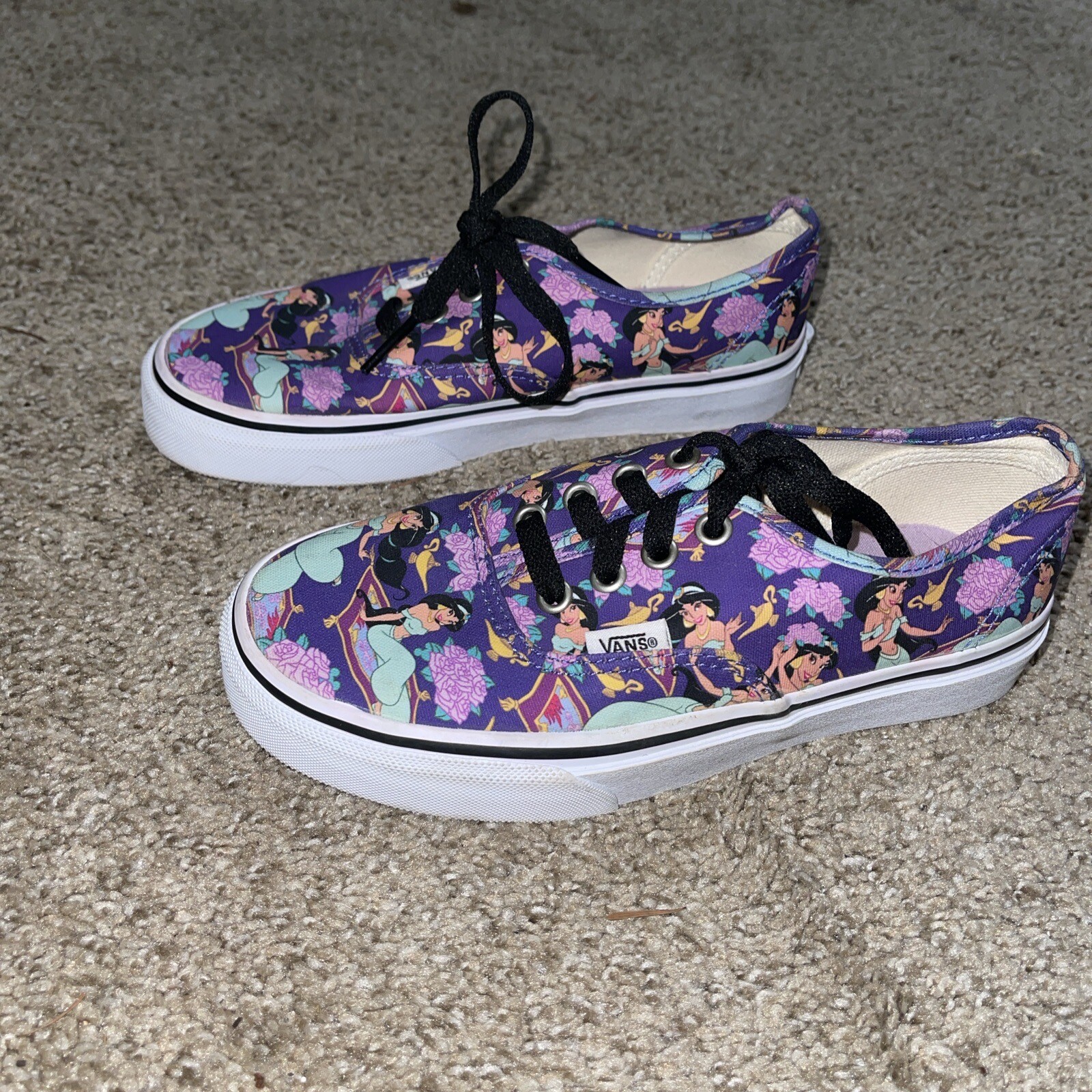 Vans Disney Princess Jasmine Aladdin Shoes Low Women'… Gem