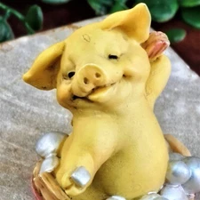 Vintage Pigsville Soap Suds Figurine Pig in Bubble Bath Tub Resin Collectible