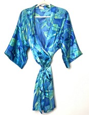 VTG Inner Most Floral Satin Robe Size Medium kimono sleeve