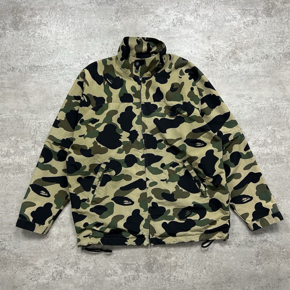 VTG 90s BAPE A BATHING APE OG CAMO WINDBREAKER JACKET SIZE M VTG 90s BAPE A BATHING APE OG CAMO WINDBREAKER JACKET SIZE M