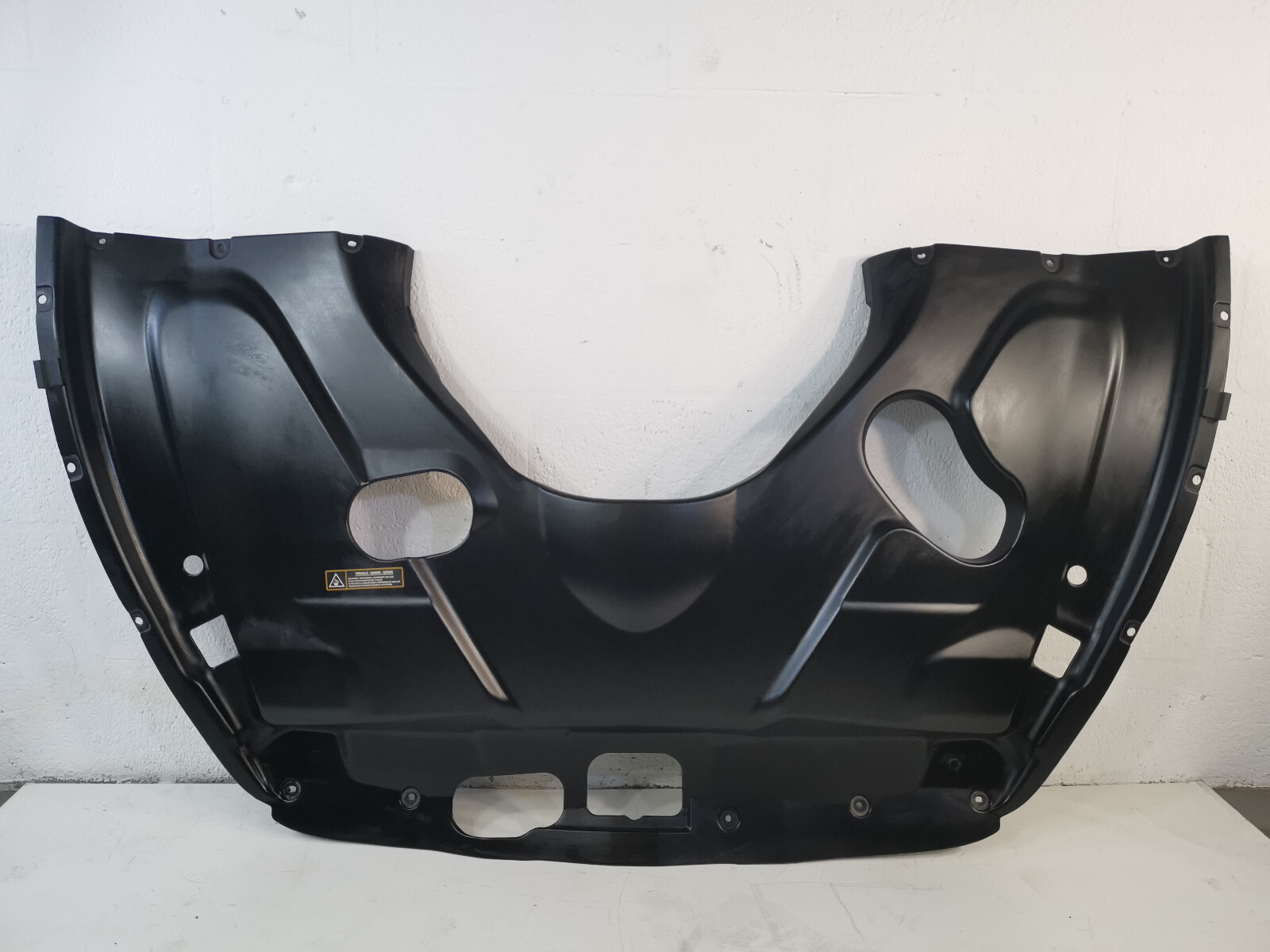 2009-2019 OEM Maserati Granturismo M145 4.7L Engine Compartment Central
