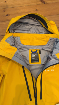 Burton AK 3L Gore-Tex Men's Size L Snowboard Jacket Golden