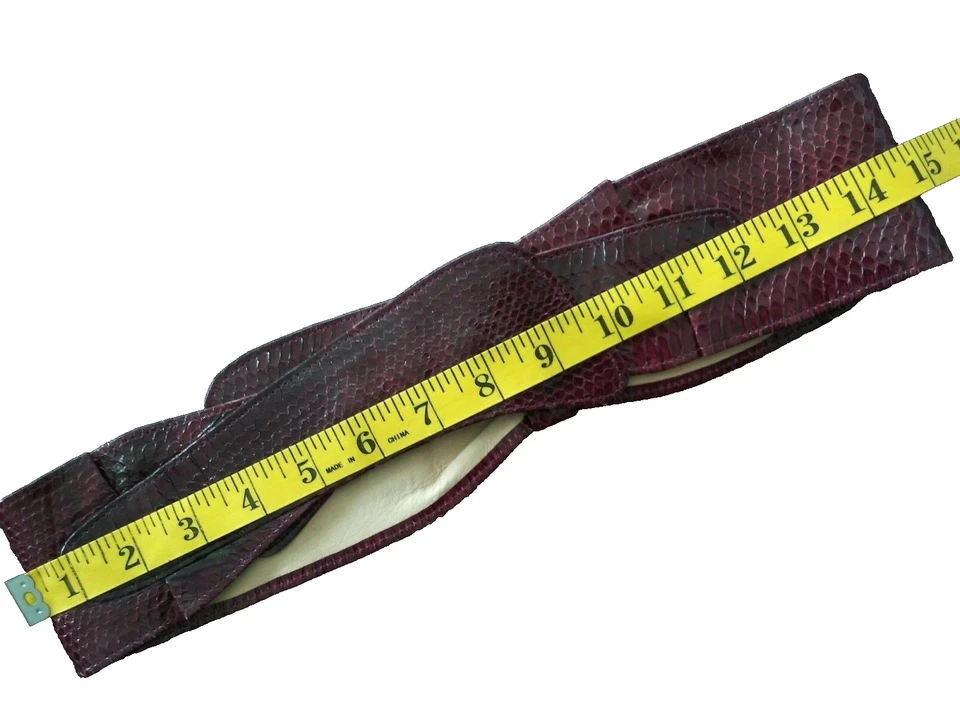 Cinturón Serpiente Años 70 Cereza Oscura Vintage Glam Boho Piel de Serpiente Genuina HECHO A MANO EN LA INDIA Foto 4 de 4