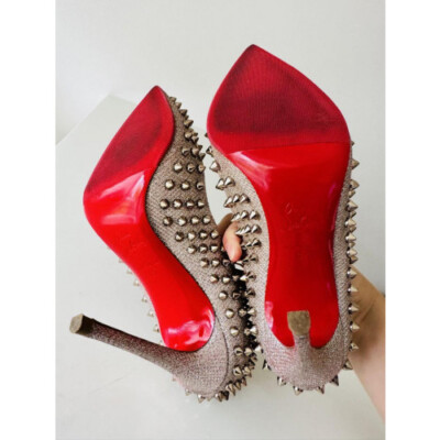 稀少　Christian Louboutin スパイク ハイヒール 稀少 Christian Louboutin スパイク ハイヒール