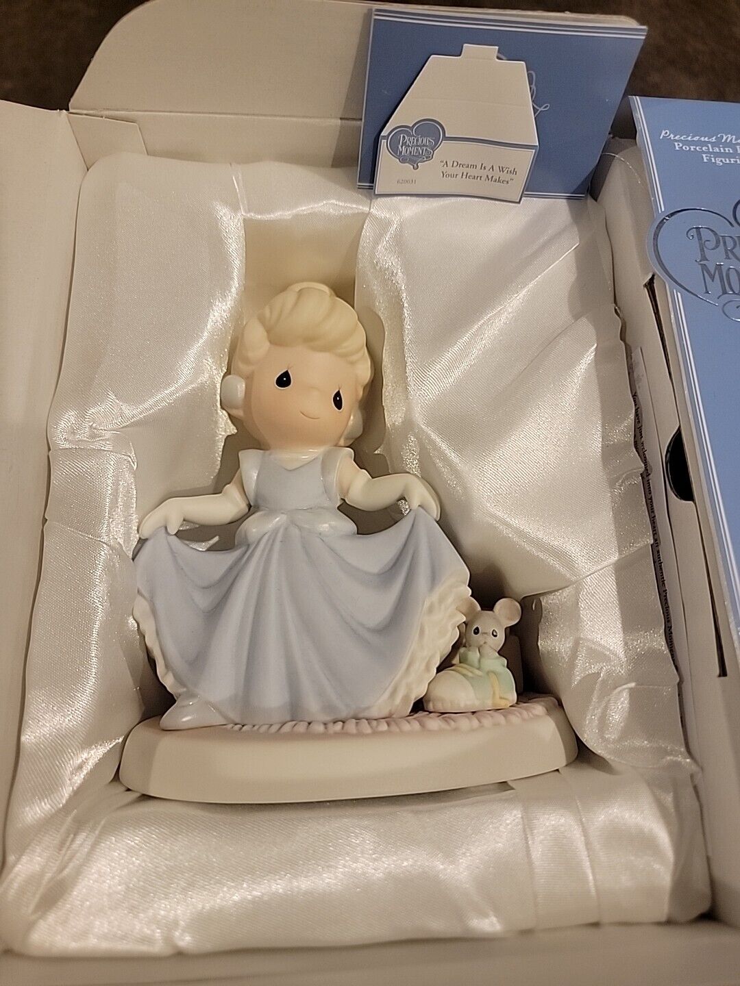 Precious Moments Disney Cinderella  A Dream Is A Wish #620031 New In Box