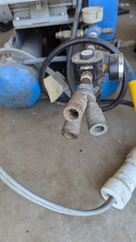 Emglo Electric Twintank Wheelbarrow Compressor eBay