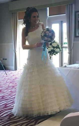 Mori Lee wedding dress - SIZE 10 - Picture 3 of 15