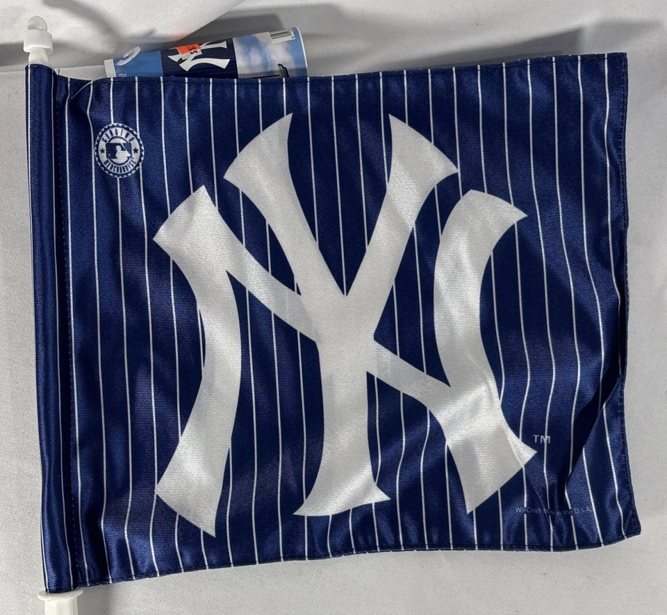 NFL New York Yankees Car Flag, 11.5"x14" by Wincraft. New - Image 3 of 4