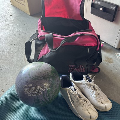 Brunswick Power Groove Reactive Bowling Ball Bag Womens