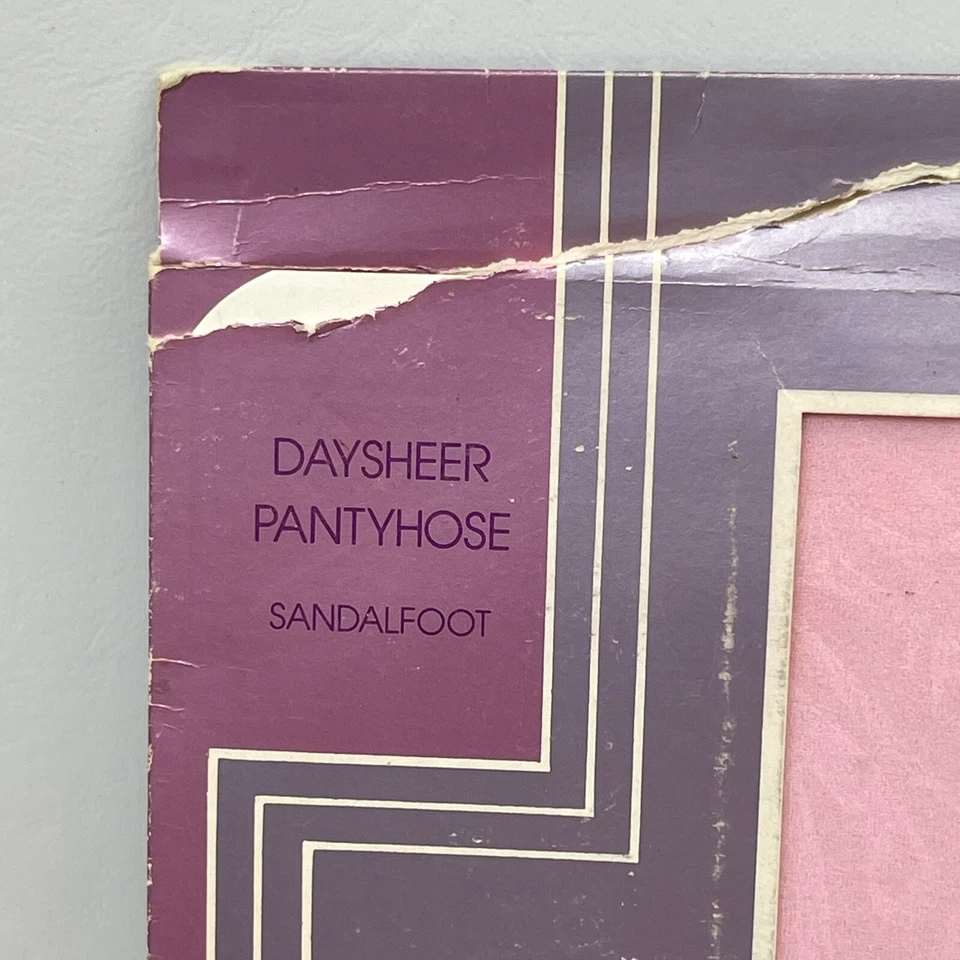 Винтажные нейлоновые колготки Gloria Vanderbilt Day Sheer Sandalfoot Posie розовые размер B - Изображение 3 из 4