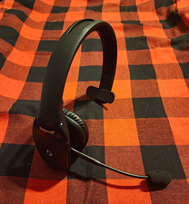 BlueParrott B450-XT Bluetooth Single Headset Boom Mic Black