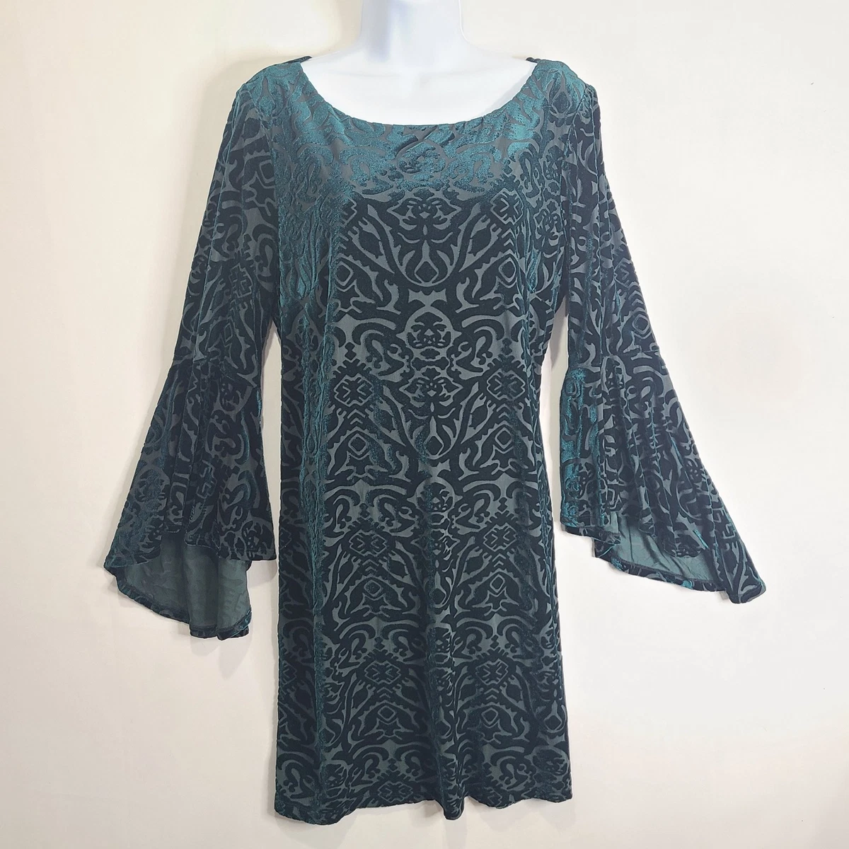 green emerald velvet dress Jessica Howard Women's Dress, Navy, 6 at Amazon Women's Clothing store