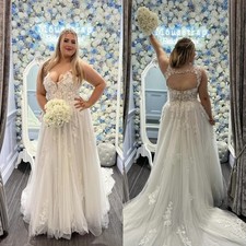 Beach Wedding Dresses V Neck Backless Lace Appliques Plus Size Bridal Gown