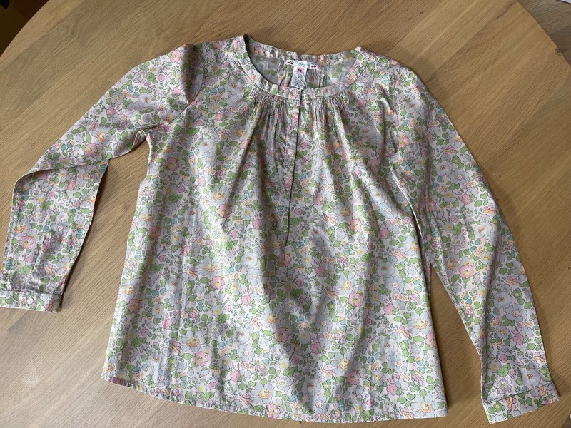 New with Tag - Size 12y old Bonpoint Blouse - Stunning details - Liberty fabric