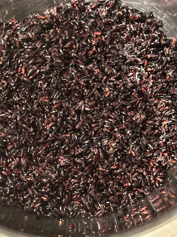 AGUA DE ARROZ NEGRO PROHIBIDA fermentada spray para todo uso para el cabello - 9 oz Foto 4 de 4