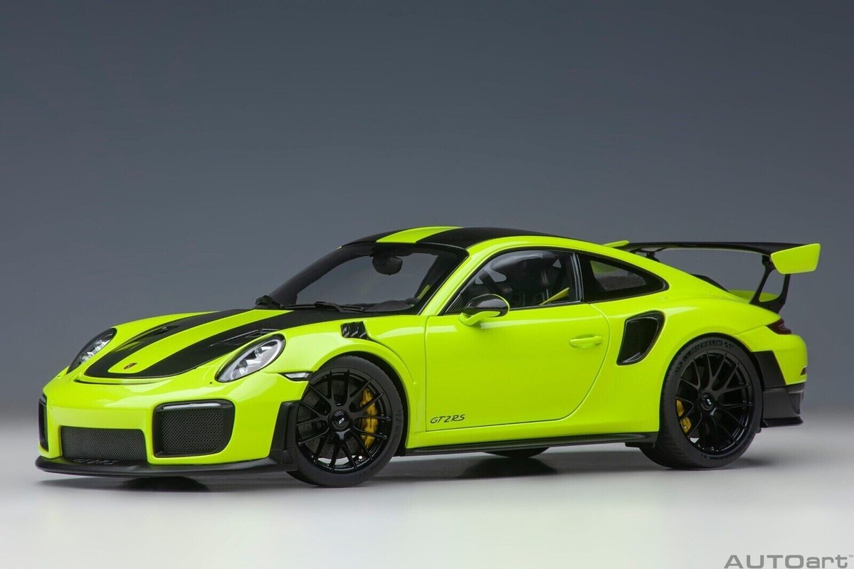 1/18 Porsche 911 (991.2) GT2 RS Weissach Package Acid Green Model