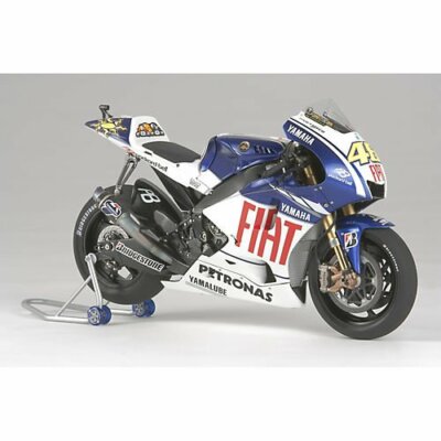 YZR-M1 09 Fiat Yamaha Team - Tamiya 14120 |