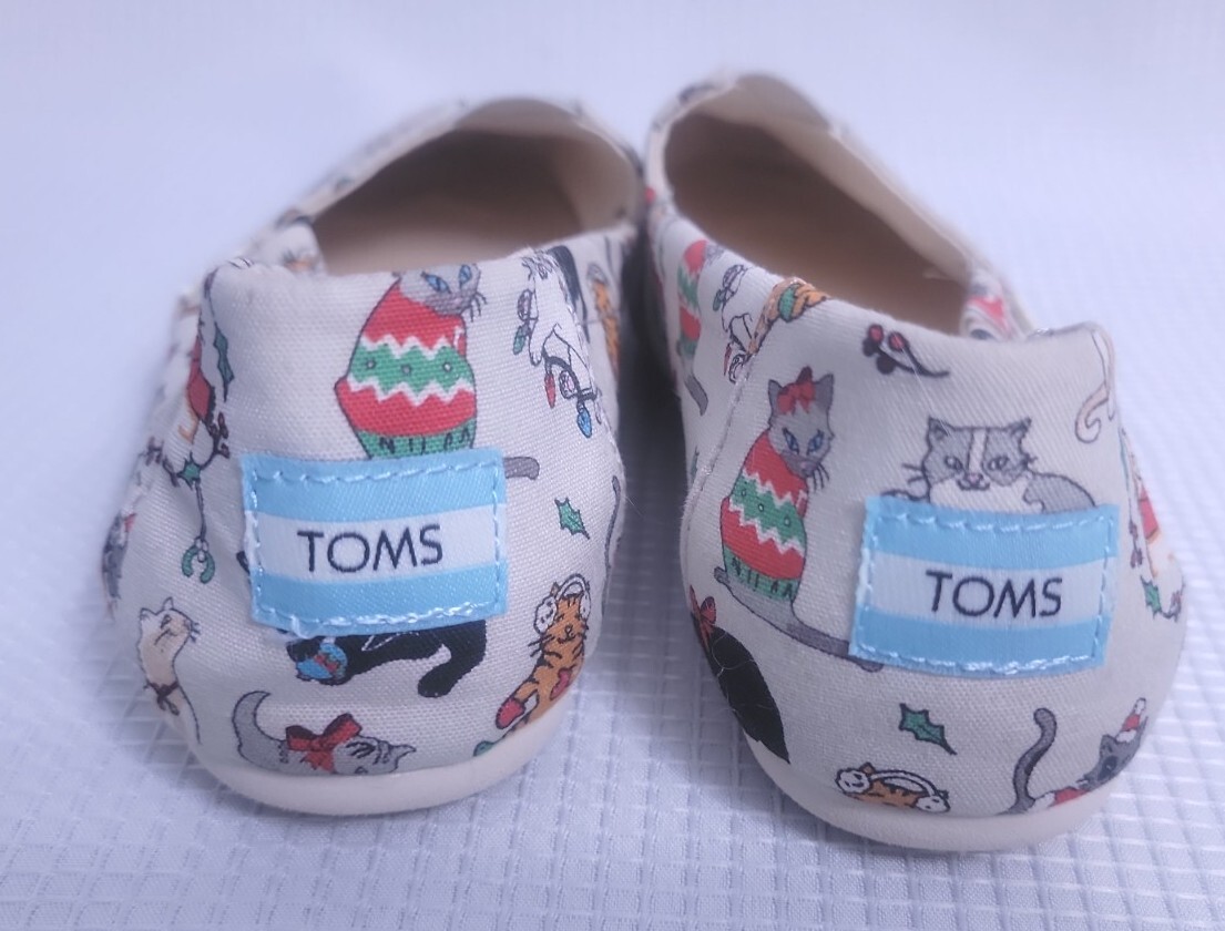 New Toms Cats Holiday Christmas Slip On Shoes Women's size 6.5 eBay