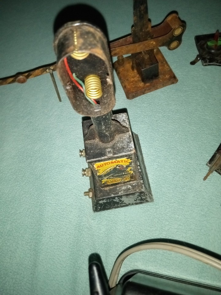 Vintage Lot of Lionel train parts eBay