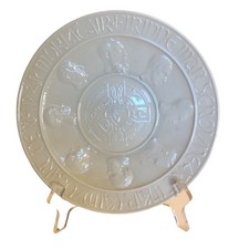 VERY RARE--BELLEEK Gaelic Athletic Asso.Commemorative Plate-1976-LE-OISIN KELLY