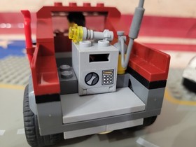 My Lego Town/City 60128 Police Pursuit, 100% complete, extras, retired