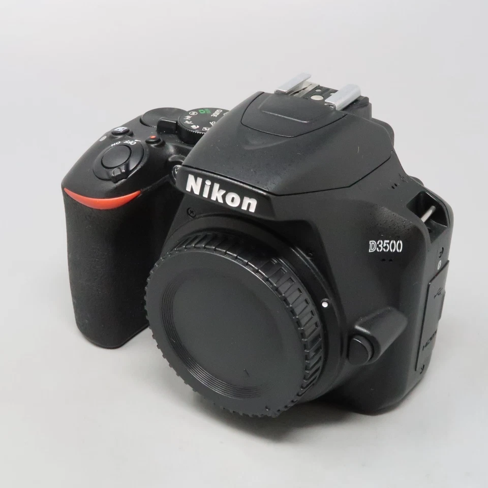Nikon D3500 Digital SLR Camera Body 24.2MP - NEEDS REPAIR - Image 2 of 4