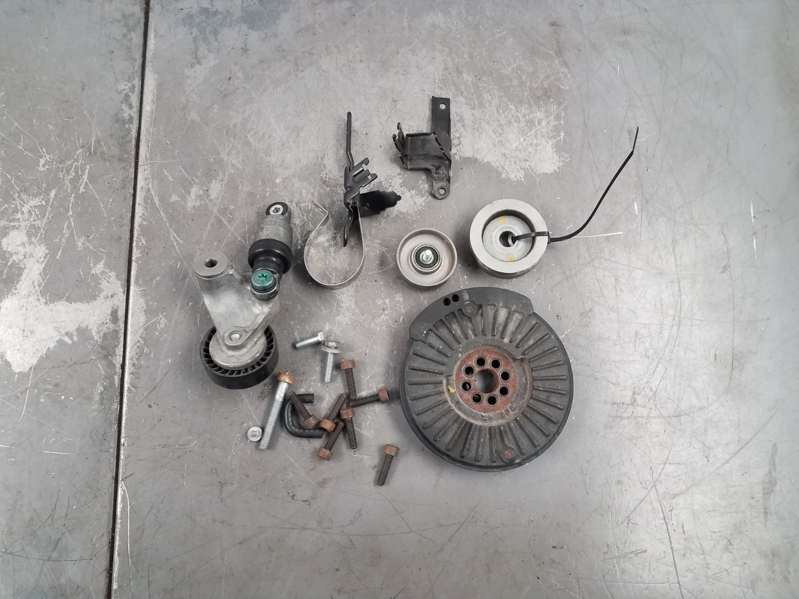 2021 Audi R8 Crankshaft Damper / Misc Pulleys / Tensioner #4216 i5