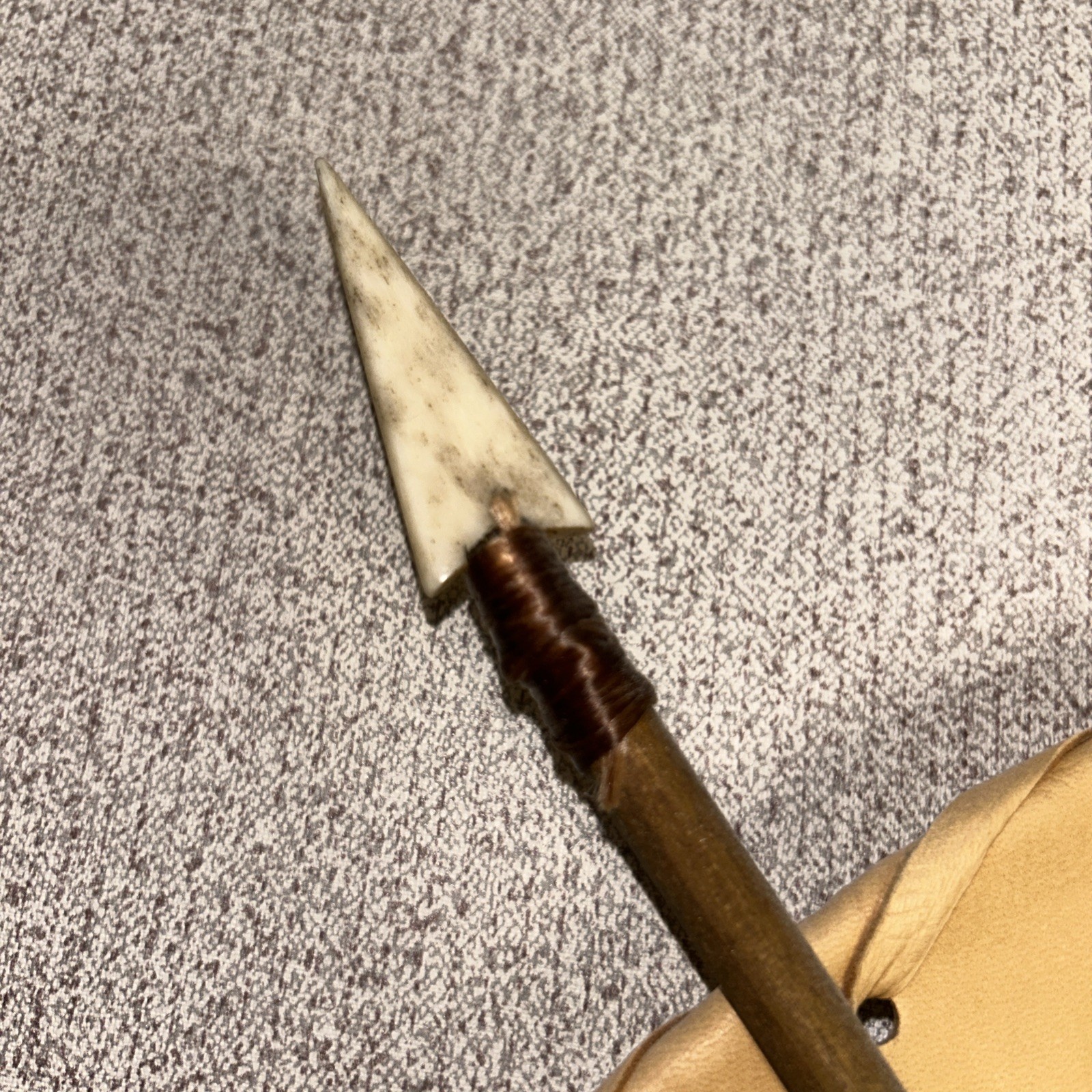 14" dia Tan Leather Medicine Man Shield w/ 2 Arrows & Medicine Bag Used