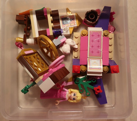 LEGO Disney: Sleeping Beauty's Royal Bedroom 41060--Pre owned