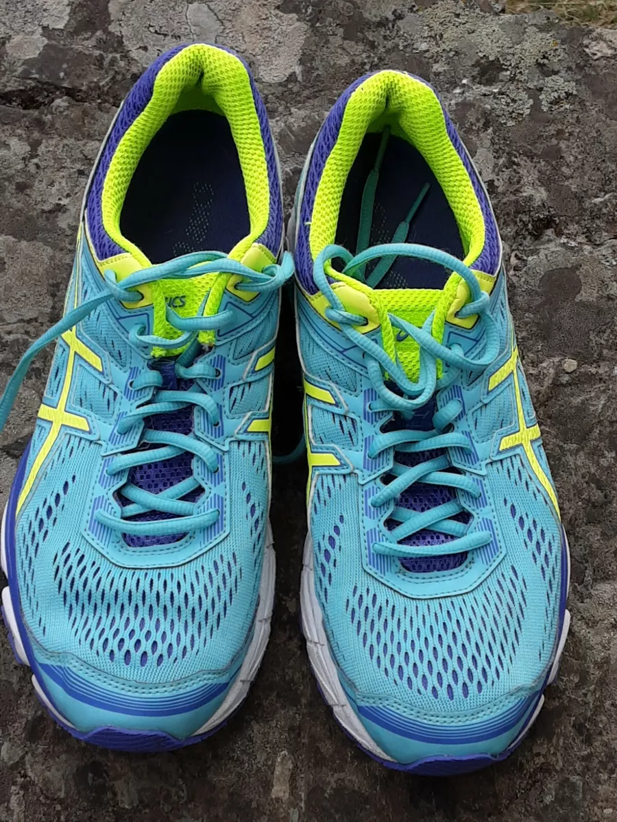 Asics t5a7n 2024