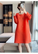 Brand New Loose Casual Pleated Skirt with Bubble Sleeves Pleated Dress