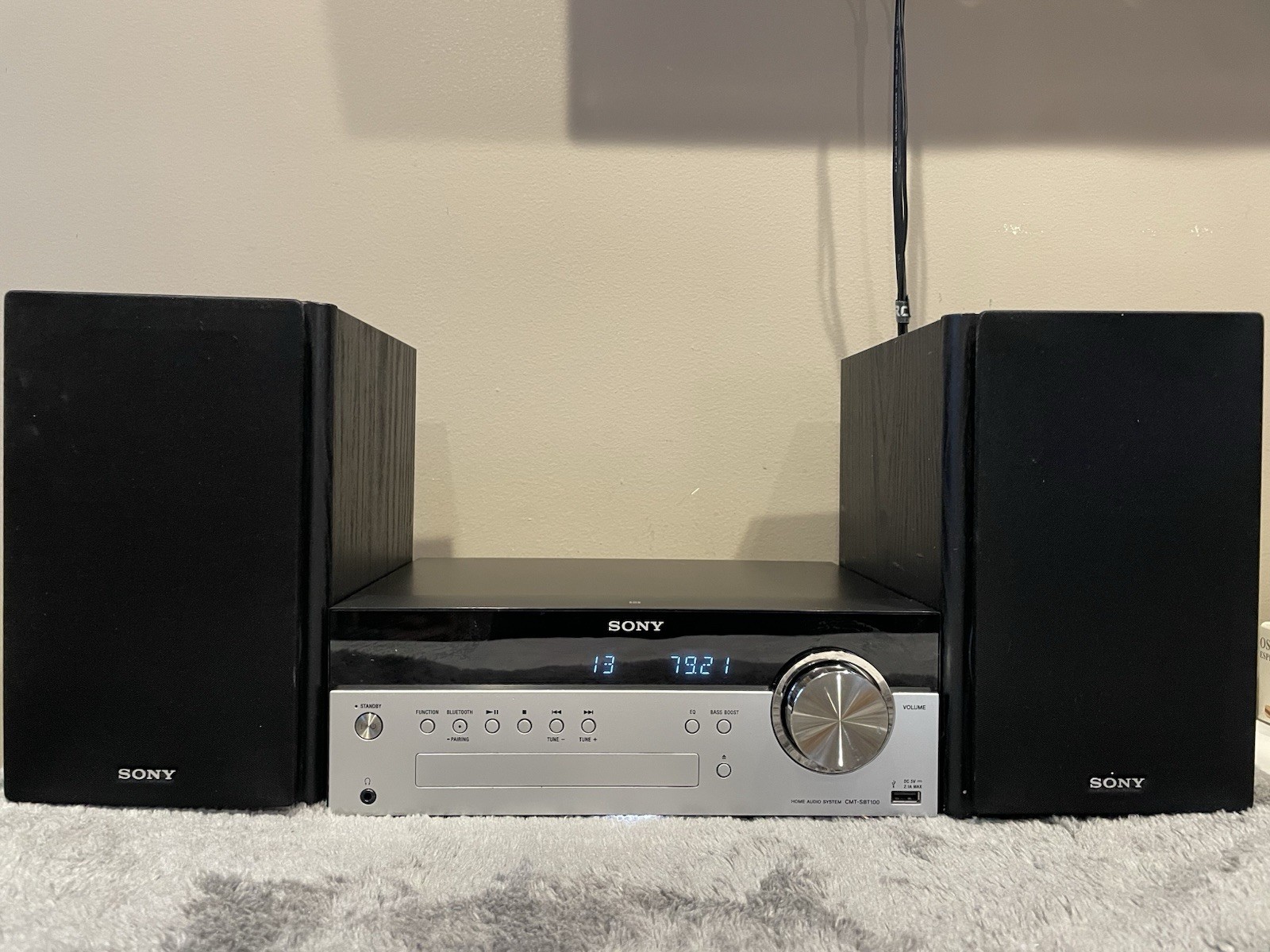 Sony HCD-SBT100 Bluetooth USB Tuner CD Micro Audio Speakers 