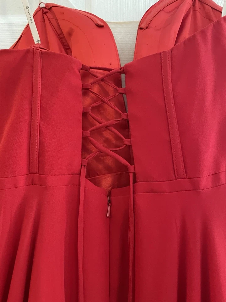 Vestido rojo formal Faviana talla 6 Foto 2 de 4