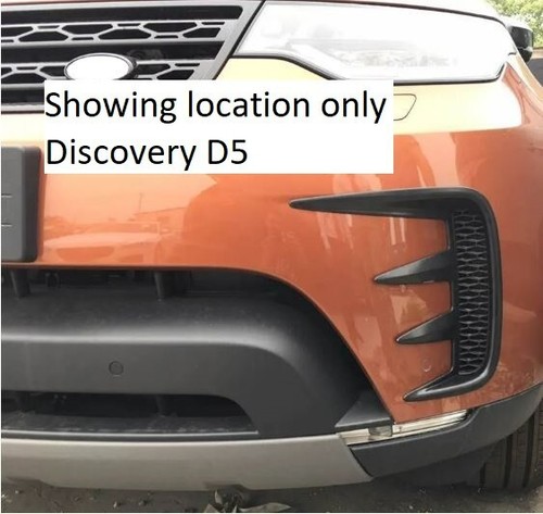 FRONT FOG TRIM BEZELS FITS DISCOVERY D5 2015 - 2020 PAINTED SILVER - DS045 - Picture 2 of 2