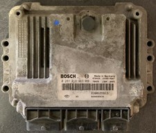 Calculateur moteur RENAULT MASTER 2.5 DCI 0281013363 8200635663 8200695639